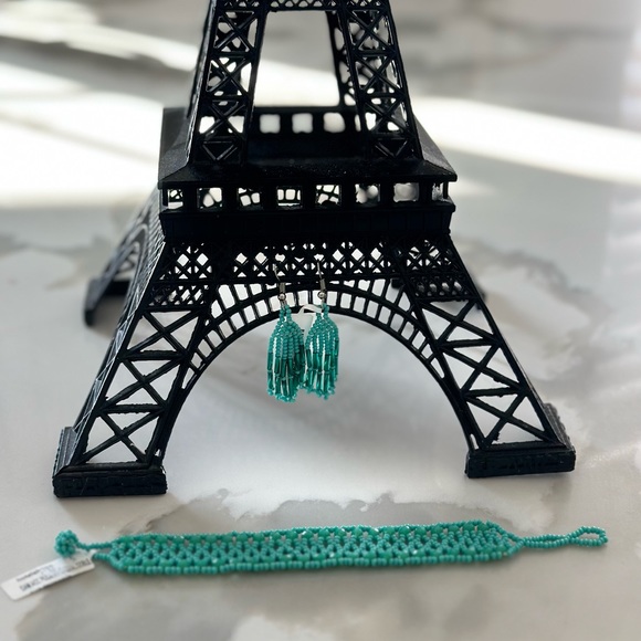 NWT turquoise beaded jewelry earring and bracelet set handcrafted from Mexico. - Picture 1 of 4